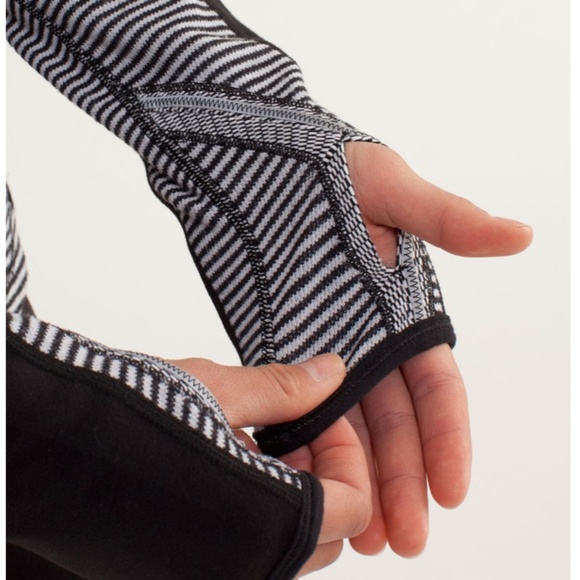 Lululemon Run: U-Turn Pullover Mini Check Pique Black White quarter zip 8 - Picture 5 of 14